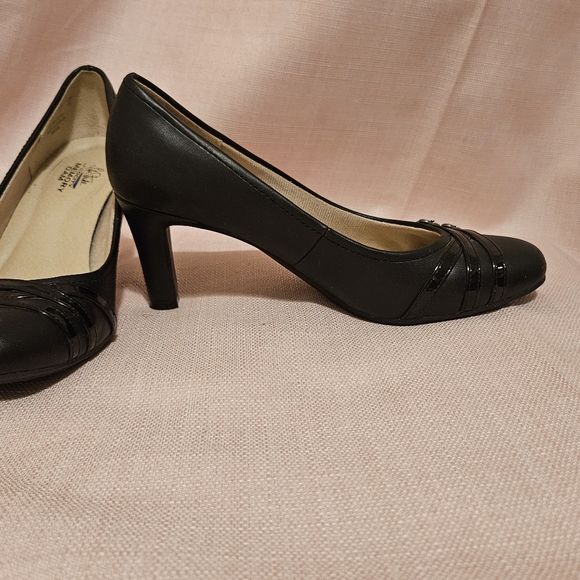 Black 3" Life Stride Velocity pumps (7M) - Picture 4 of 5